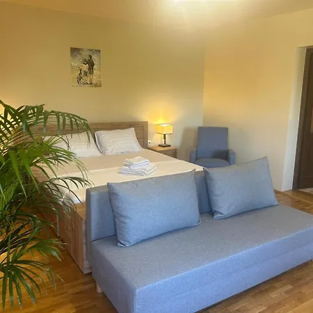 Crystal Salin Villa *