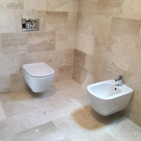 Crystal Salin Villa *